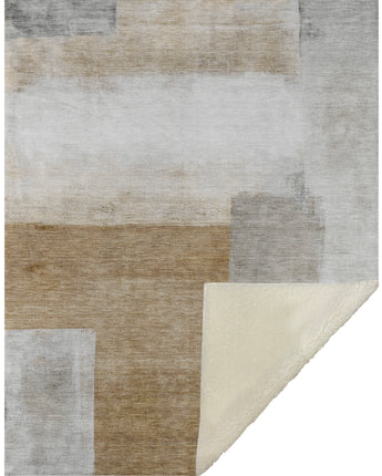 Boca BO1 Brown Throw Blanket