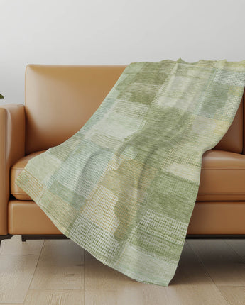 Ravenna RN10-P Green Throw Blanket