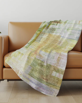 Ravenna RN6-P Green Throw Blanket