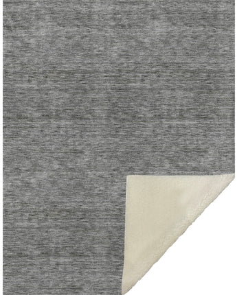 Soft Essentials SE1 Gray Throw Blanket