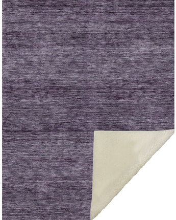 Soft Essentials SE1 Plum Throw Blanket