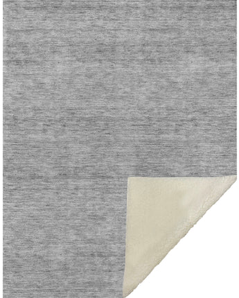 Soft Essentials SE1 Silver Throw Blanket