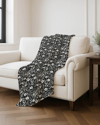 Soft Essentials SE4 Black Throw Blanket