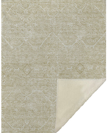 Solace SL12-P Beige Throw Blanket