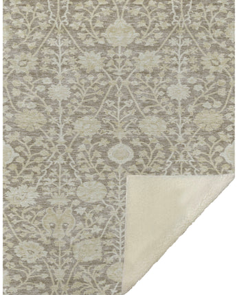 Solace SL8-P Mocha Throw Blanket
