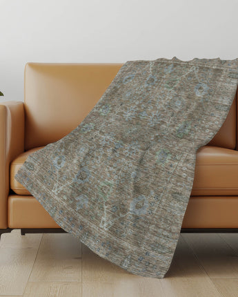 Solace SL9-P Brown Throw Blanket