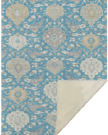 Tabrook TB4 Blue Throw Blanket
