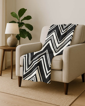 The Reserve TR17 Black Throw Blanket