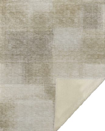 Trevi TV10-P Taupe Throw Blanket