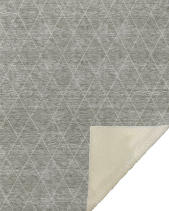 Trevi TV3-S Gray Throw Blanket