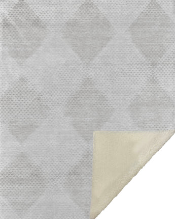 Trevi TV4-P Ivory Throw Blanket