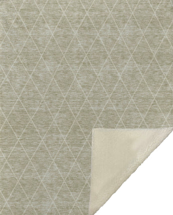 Trevi TV6-S Taupe Throw Blanket