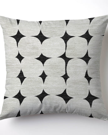 The Reserve TR16 Black Pillow